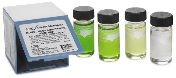 SpecCheck-kit met secundaire standaarden, monochloramine/vrij ammonium